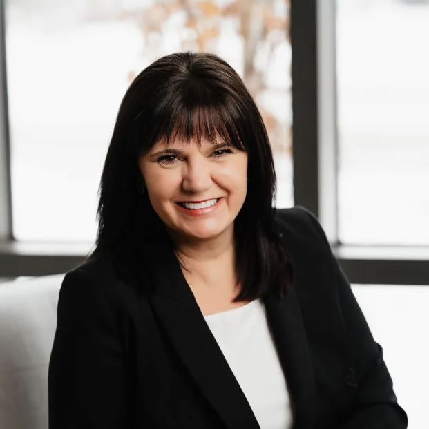 lisa-alsteen-sq-headshot